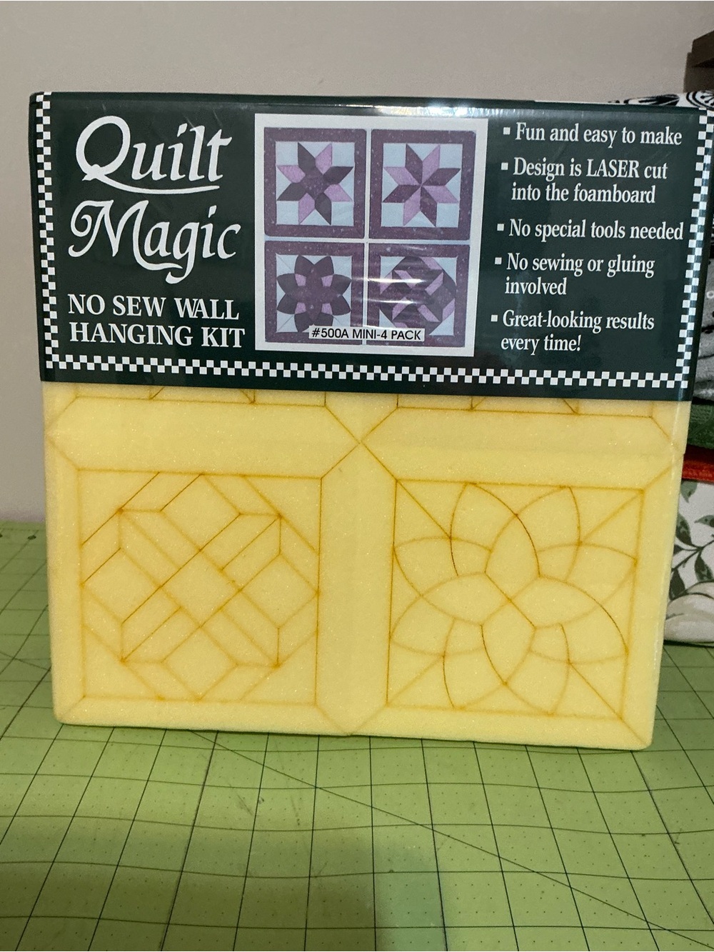 Quilt Magic No Sew Wall Hanging Kit - Yellow Foam Design